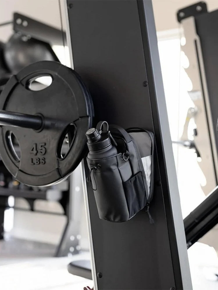 Portable and magnetic gym bag