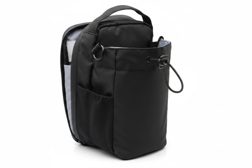 Portable and magnetic gym bag